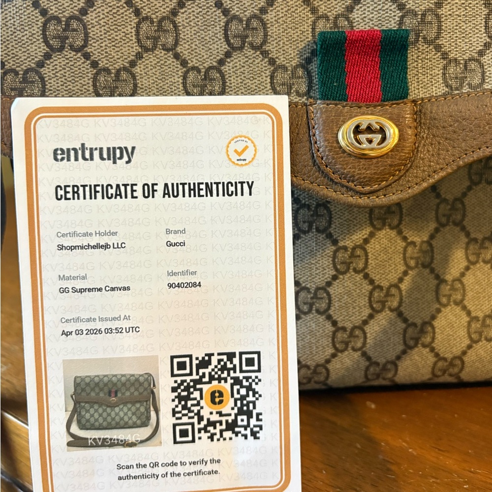 Gucci Beige GG Supreme Canvas Crossbody with Brown Trim and Green-Red Web - Picture 15 of 15